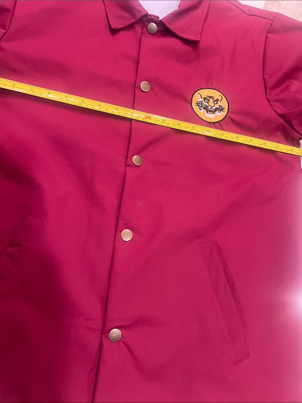 Burgundy Skateboarding Windbreaker Jacket with Tiger Yellow Patch NEW - Picture 7 of 9